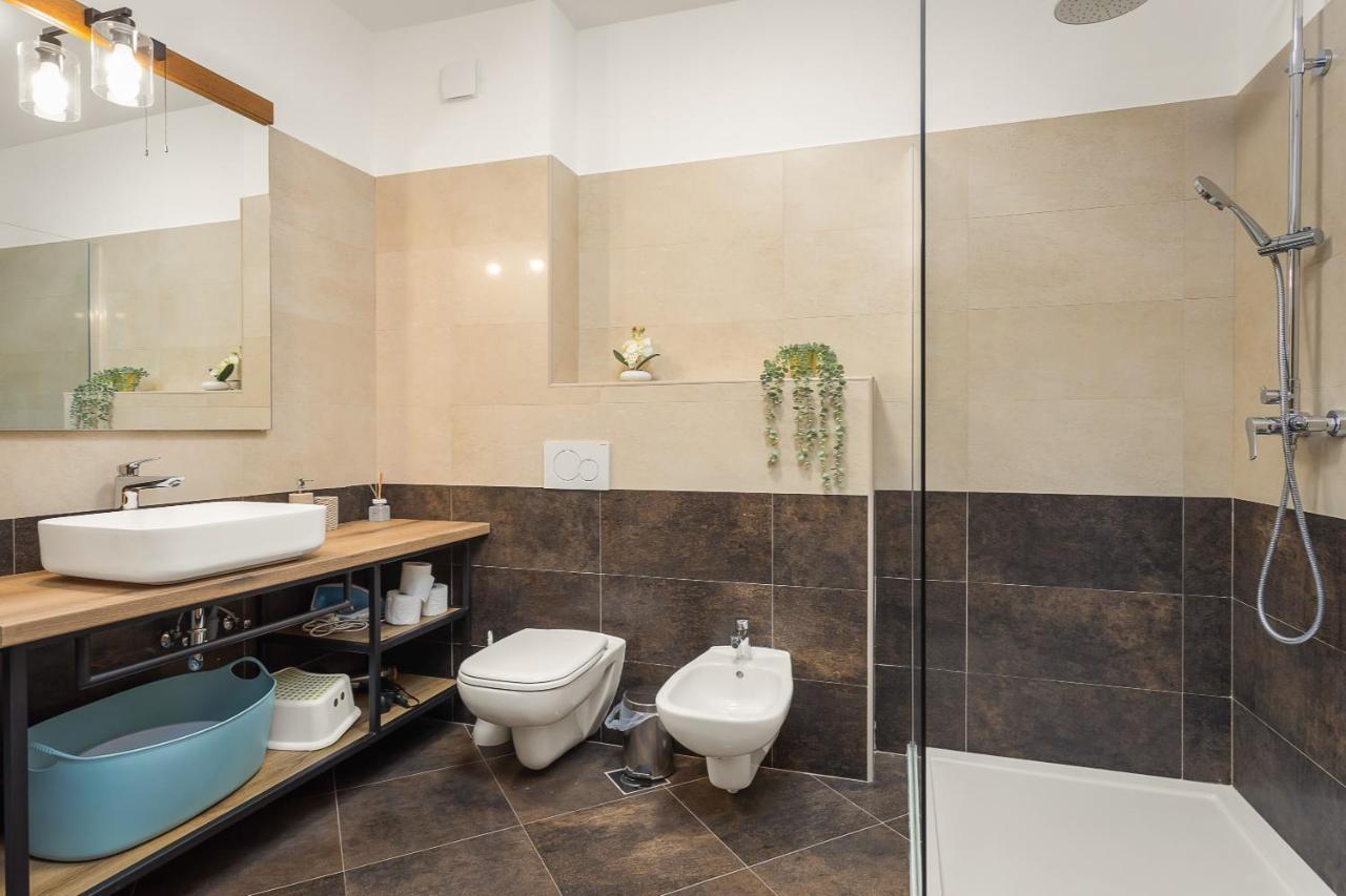 Apartments Cesare With Shared Pool Ližnjan Екстериор снимка